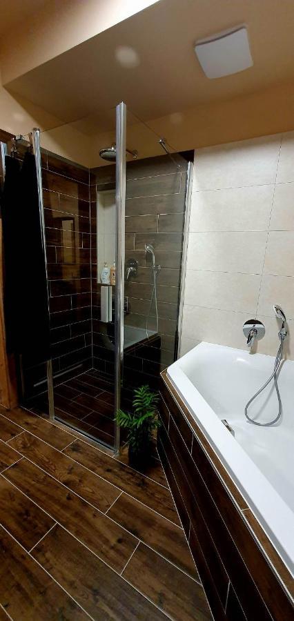 Apartman Jako Doma Alamóc Kültér fotó